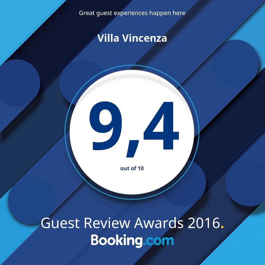 Villa Vincenza 瓦洛-德拉卢卡尼亚 外观 照片